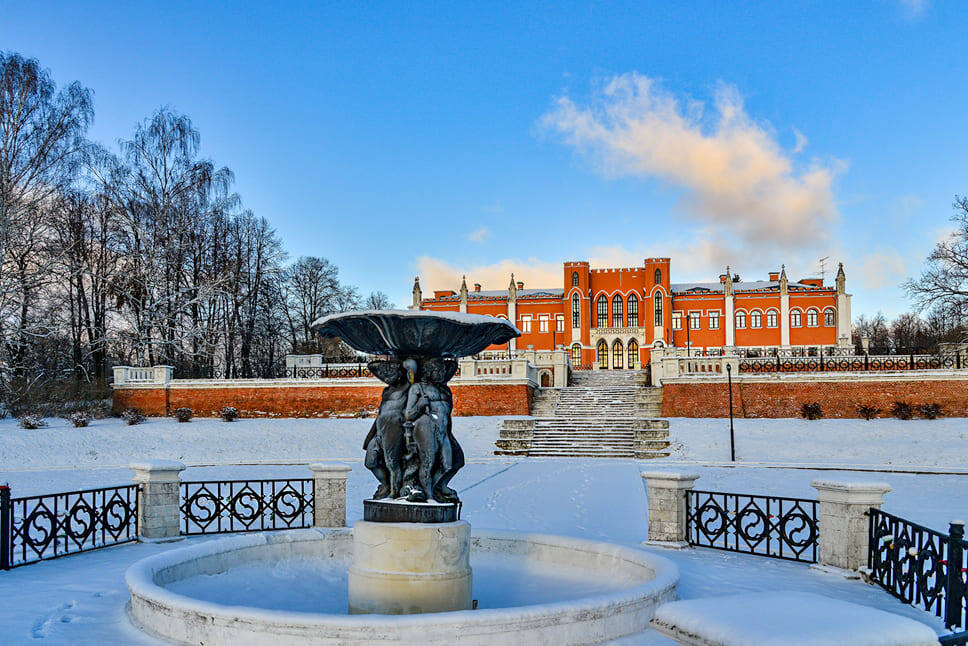 зимний фонтан в усадьбе Марфино