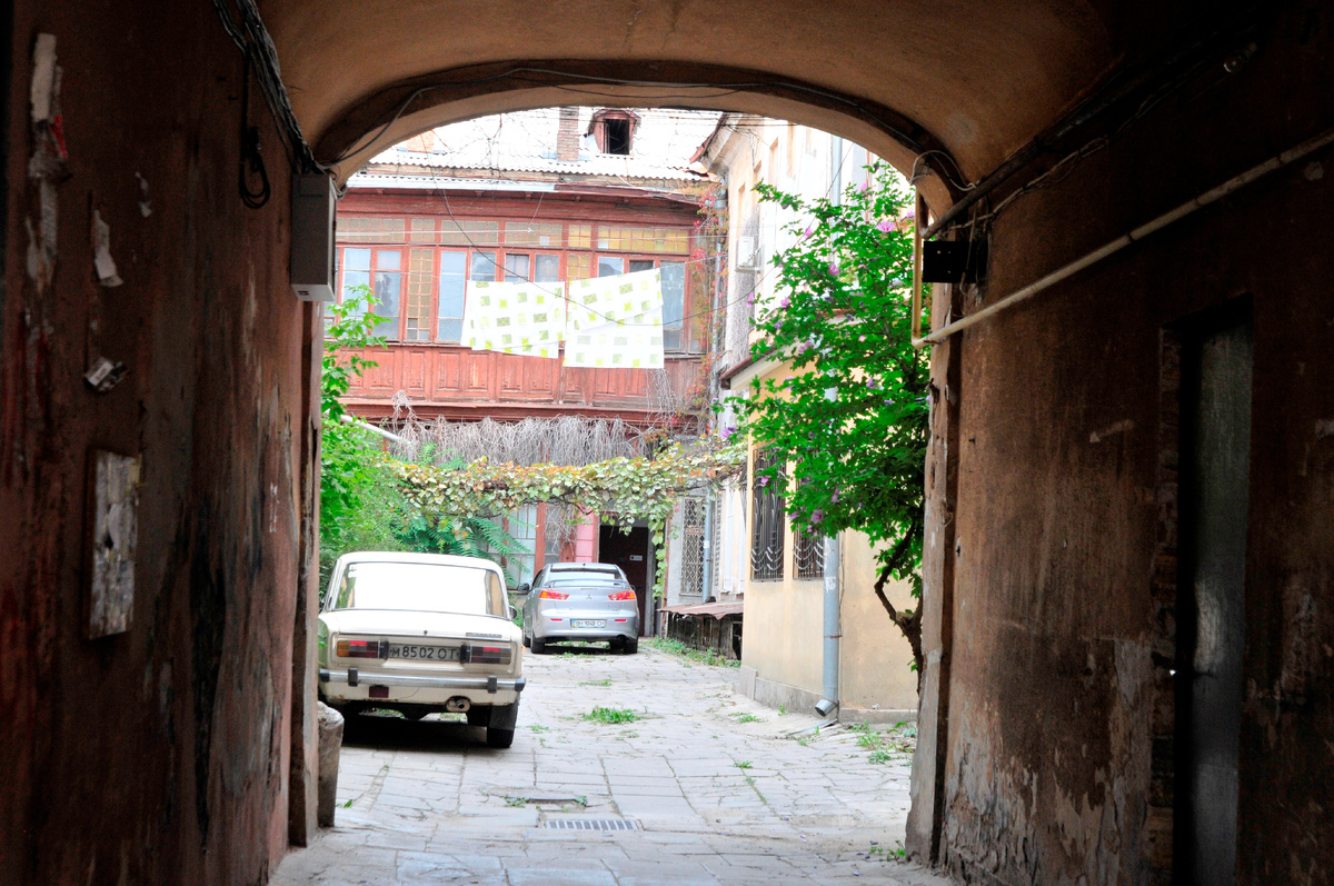 Одесский дворик