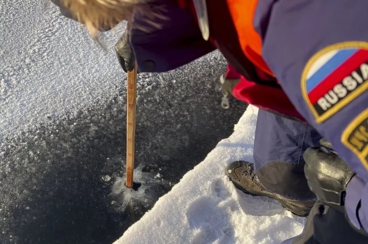    Тверские спасатели обновили данные о толщине льда на водоёмах региона