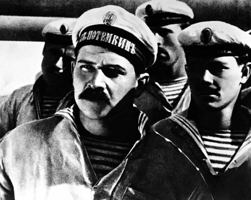 Рейтинг на Кинопоиске и IMDb — 7,9