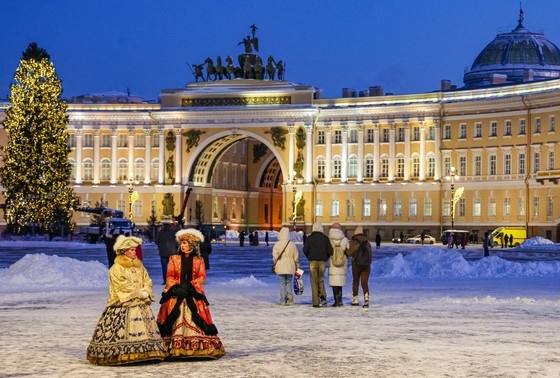    Вид на здание Главного штаба на Дворцовой площади