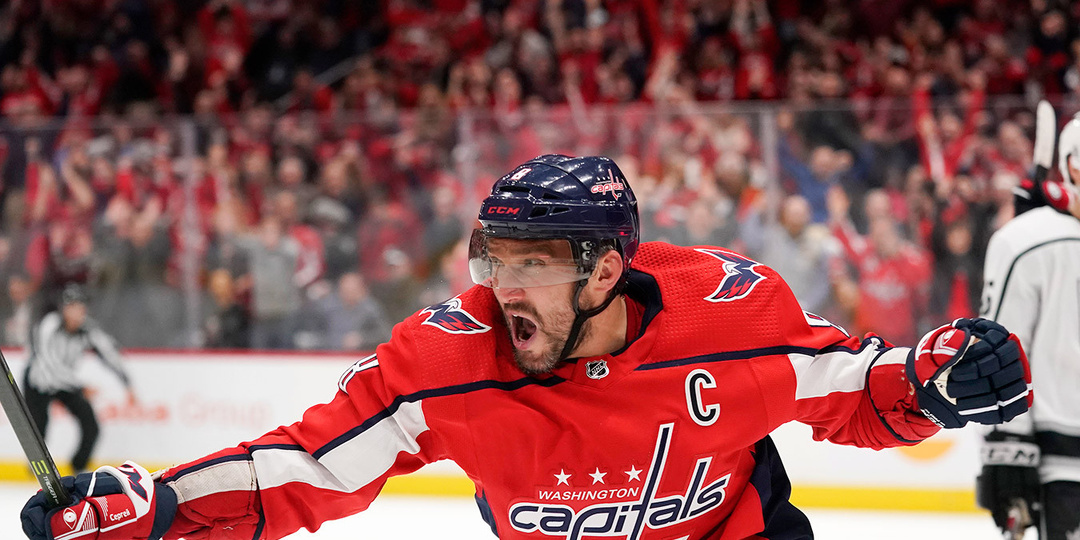 Бобровский завоевал Кубок Стэнли, Овечкин почти догнал Гретцки: главные события 2024 года в хоккее