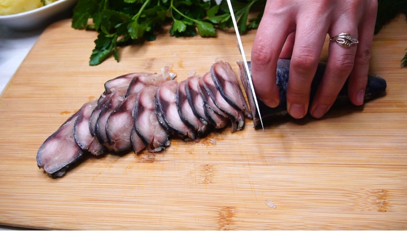 Скумбрия "Отвал башки". Как говорил мой дядя: с вареной картошечкой такая скумбрия «Отвал Башки», так название и приклеилось