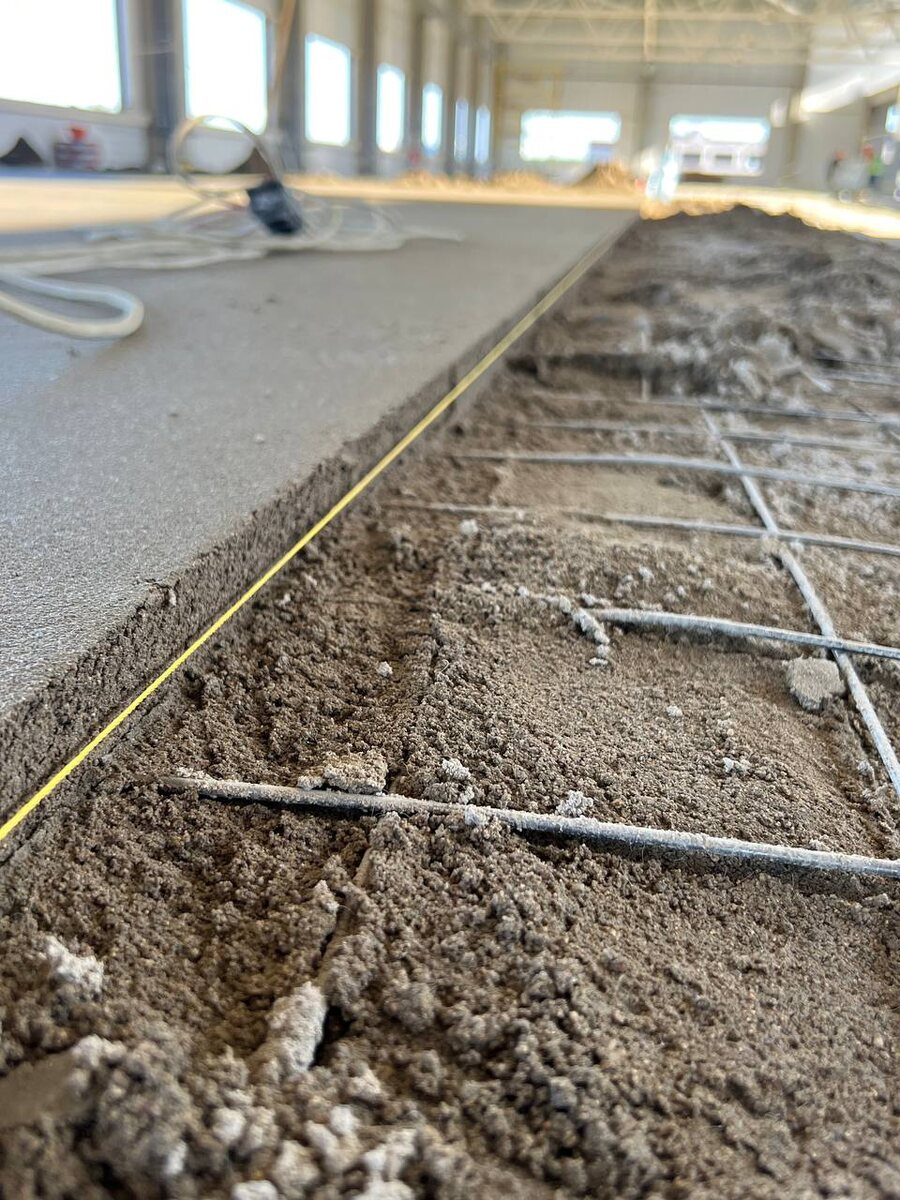 Армирование стяжки металлической сеткой