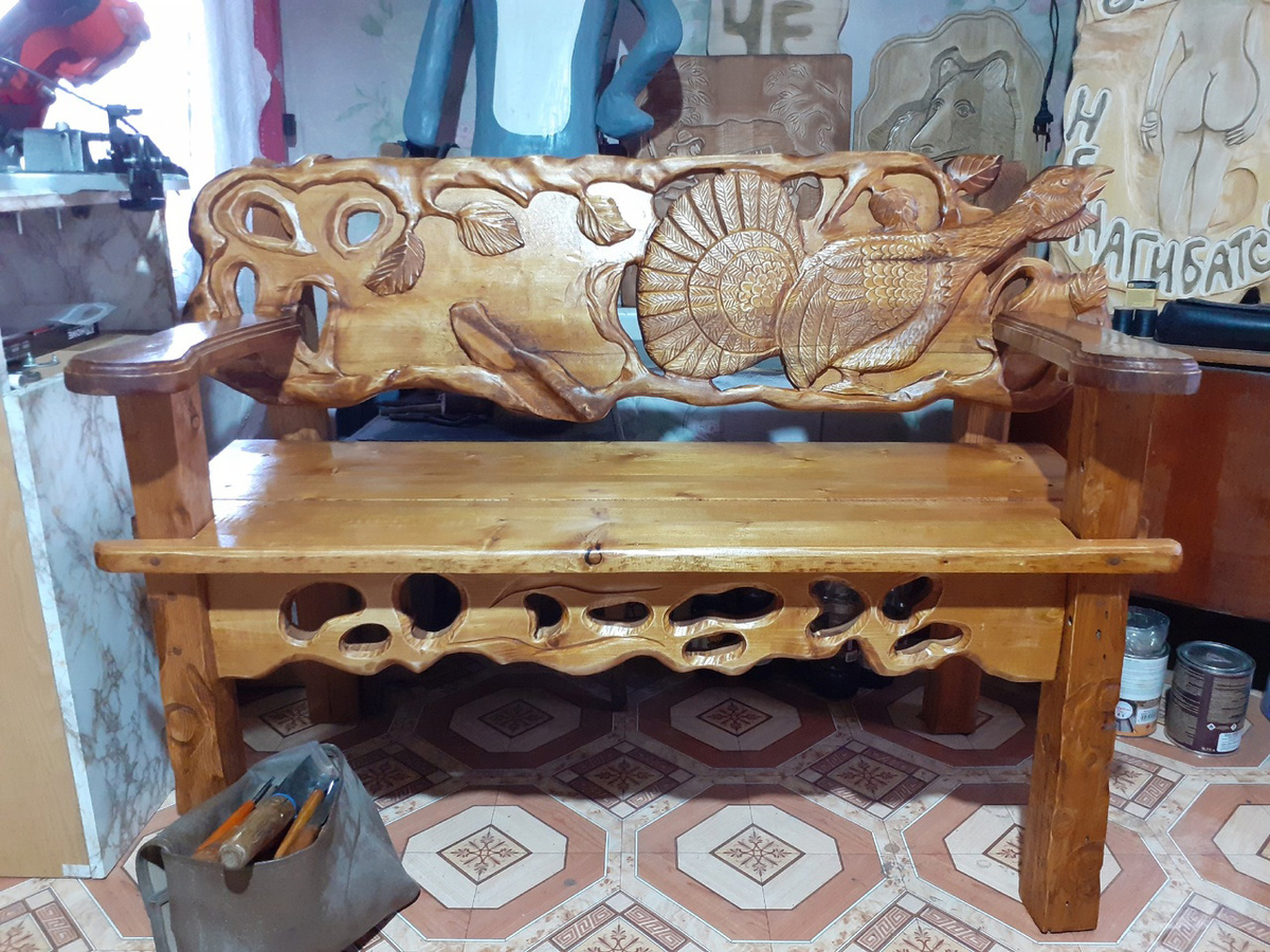 резная скамья 