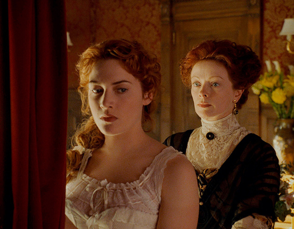 Весовское высокомерие хорошо проявлено в персонаже матери Розы Доусон в фильме «Титаник». Итог жизни этой женщины нам не показан, но, думаю, всем понятен и весьма закономерен. 