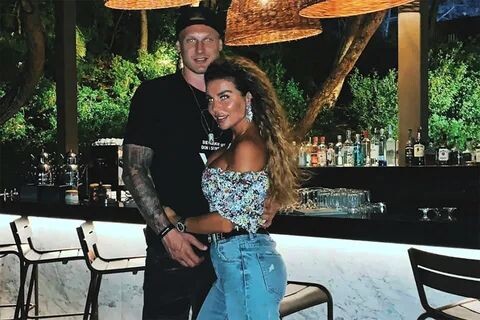 Брак с Седоковой не сделал Яниса счастливым