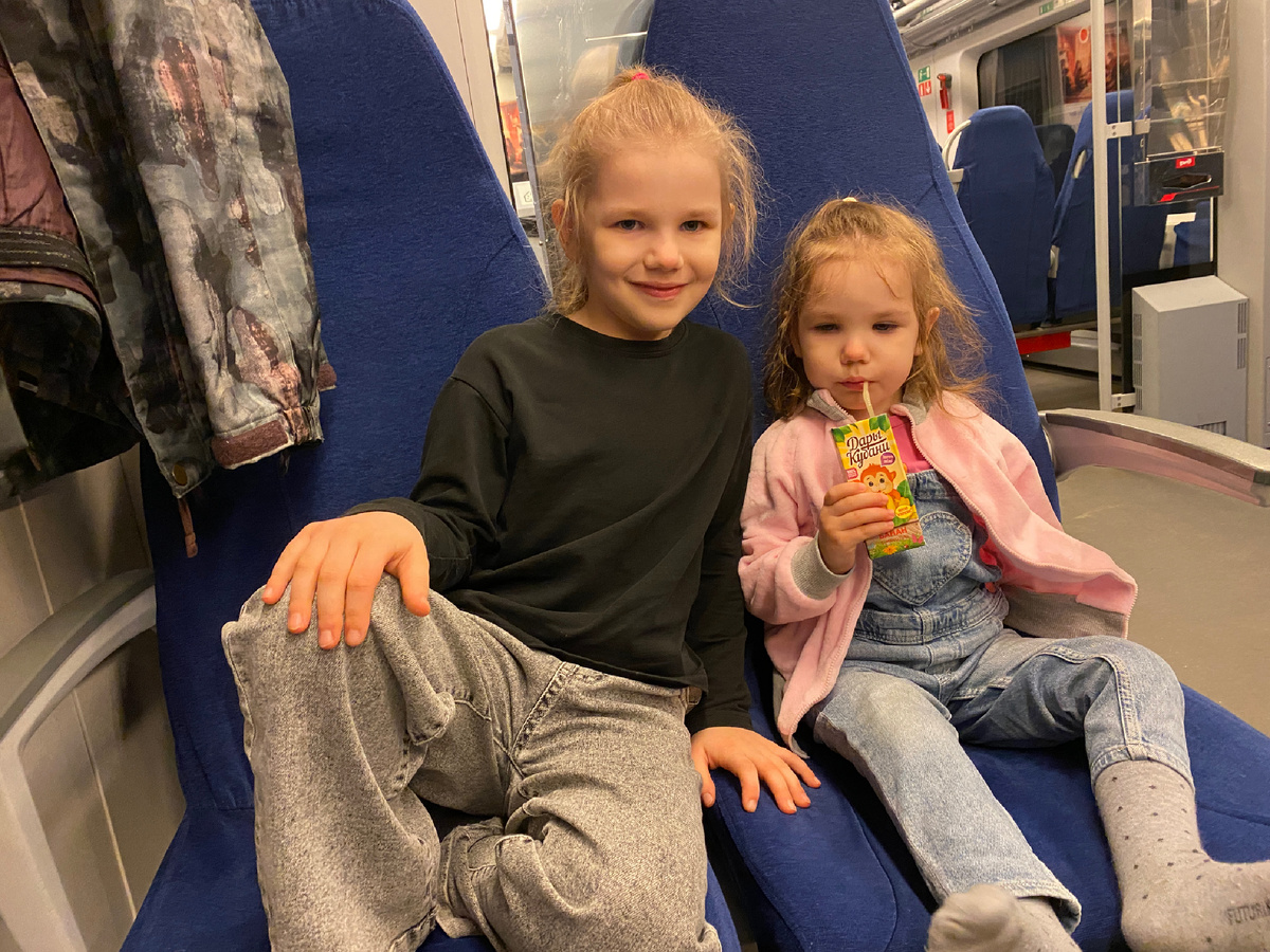 Девчонки в Ласточке