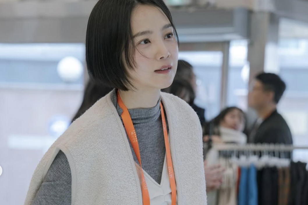     «Хочу сделать мир детей теплее»: Юн Сын А провела масштабный благотворительный маркет