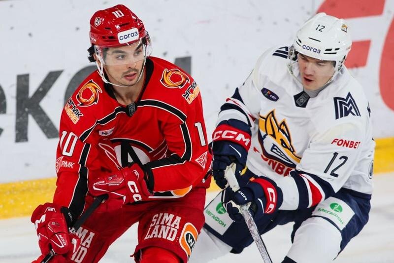    Пресс-служба ХК «Автомобилист» / Команда Николая Заварухина не смогла обыграть подопечных Андрея Разина