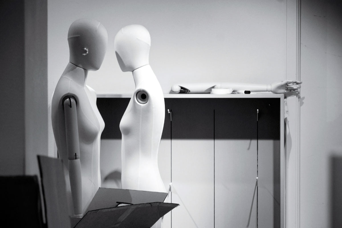 Всё больше людей имеют возможность жить в достатке, но не видят смысла в своём существовании