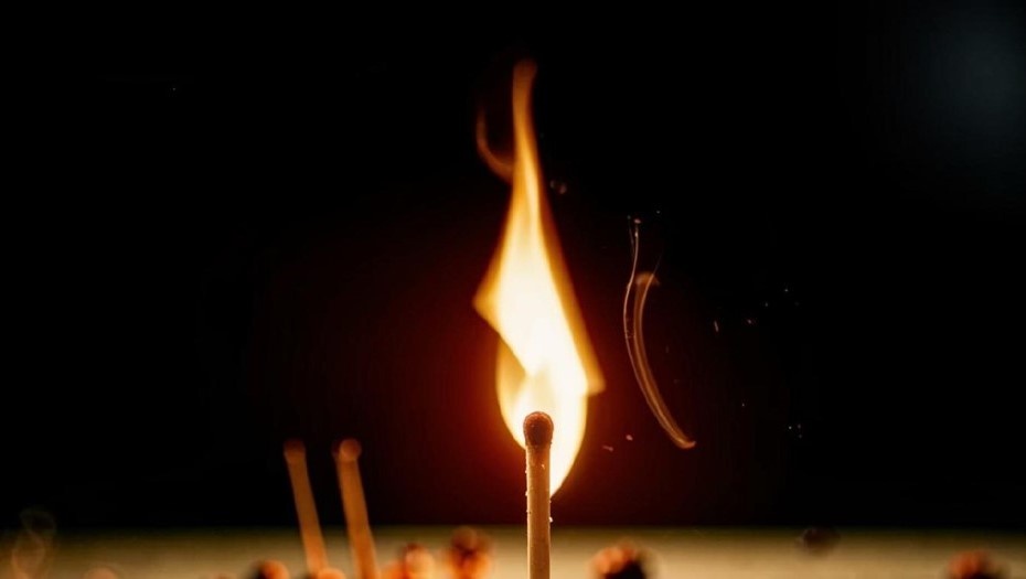    Автор фото: Нейросеть "Кандинский"