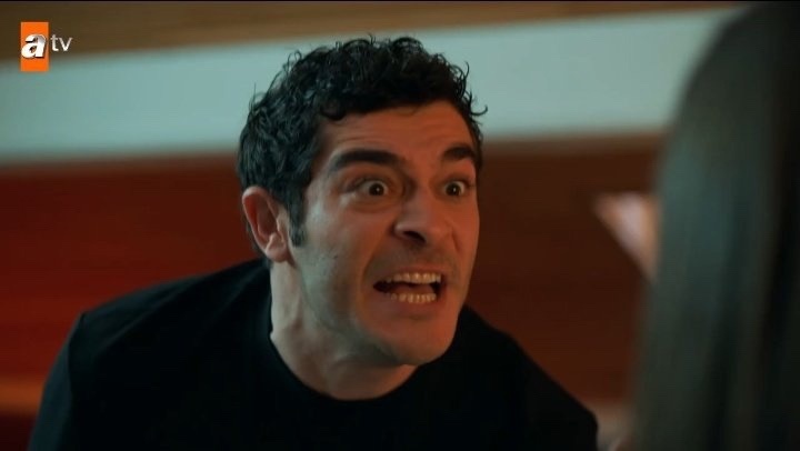 Кадр из сериала "Ночная сказка"