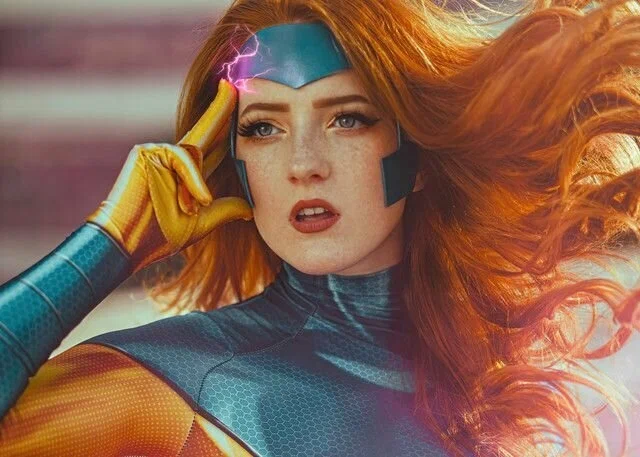 Категорическое приветствие всем любителям сочных супергеройских поп в лосинах