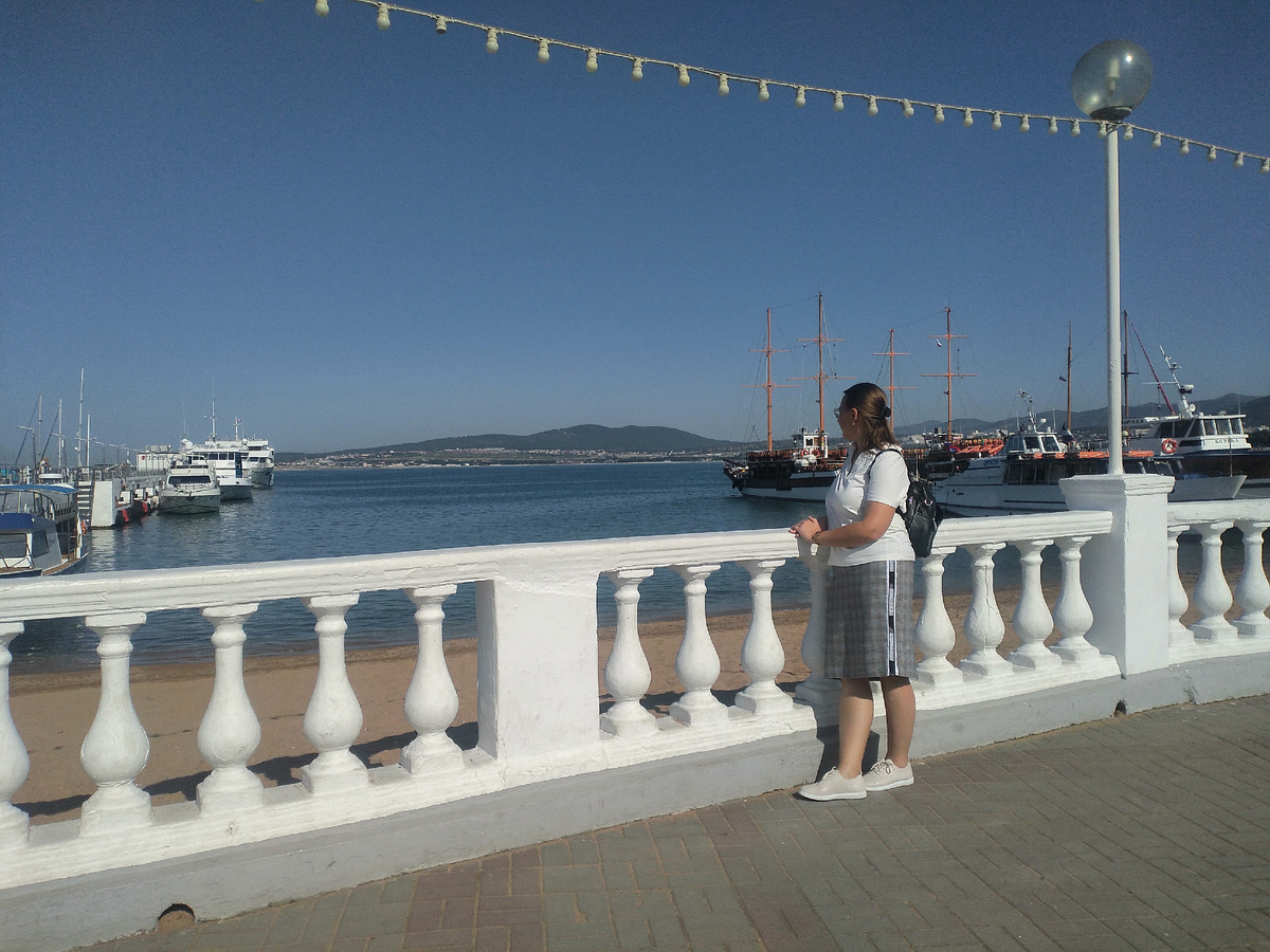 Автор на набережной Геленджика