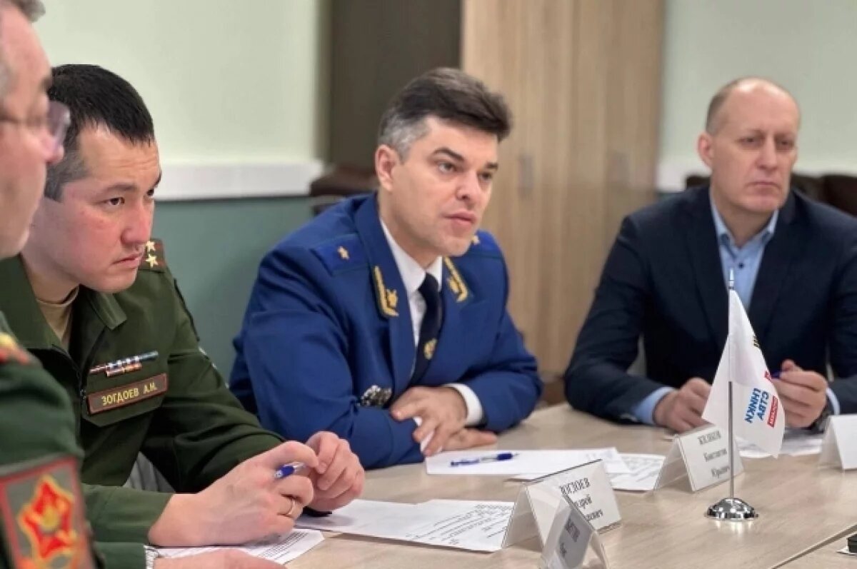    Мошенник, пытавшийся заработать на матери пропавшего бойца, взят под стражу