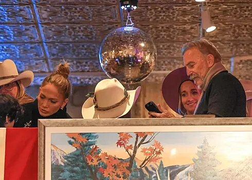    Дженнифер Лопес и Кевин Костнер. Фото: соцсети