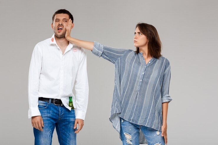 Из данного материала ты узнаешь о наиболее распространенных моделях мужского поведения, отрицательно отображающихся на качестве установленных межличностных отношений. Почему любимая перестает ценить тебя по прошествии какого-то периода времени.