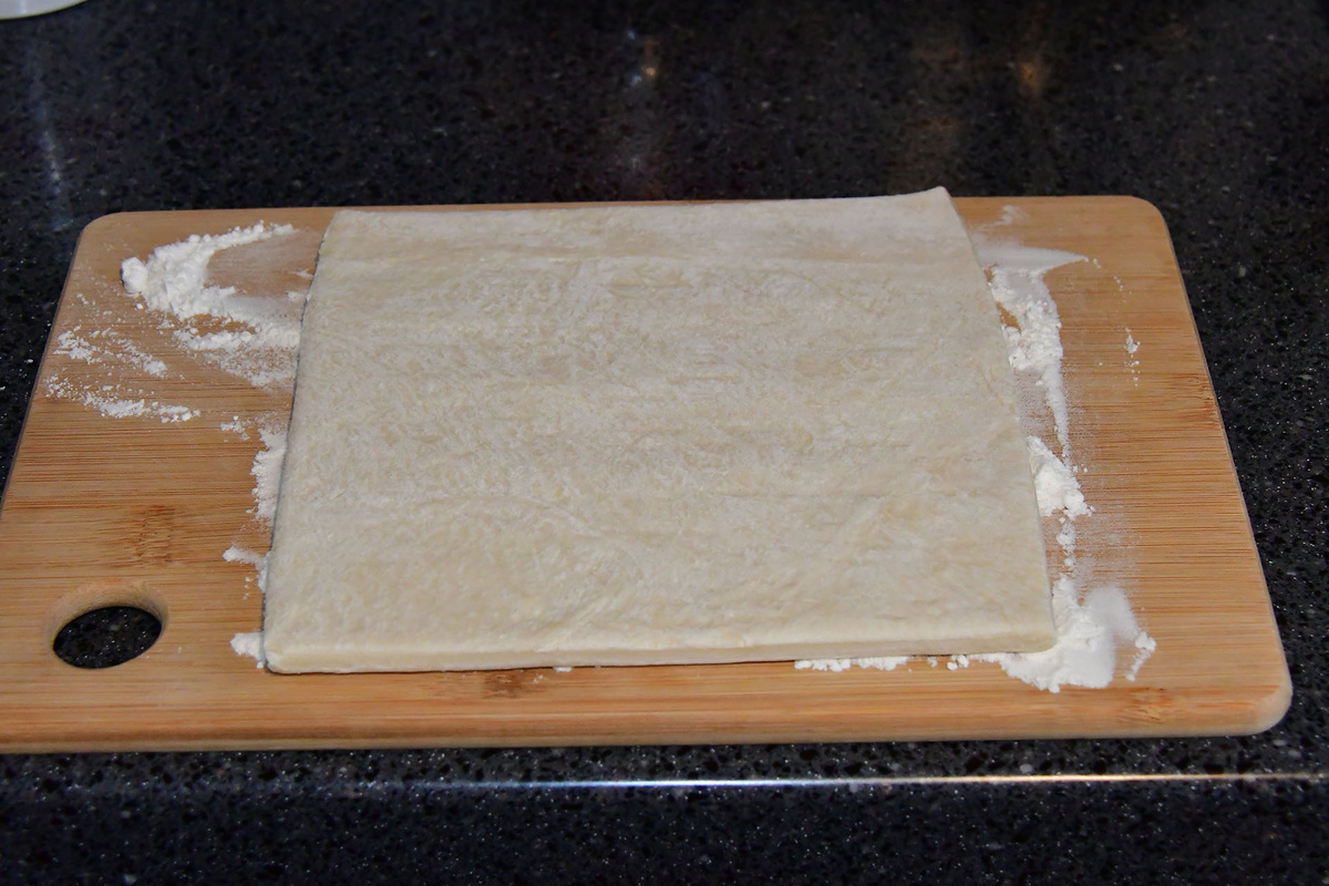 Размораживаем тесто