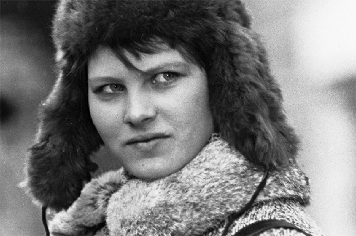 Любовь Полехина в роли Ольги в кинофильме «Дочки-матери».