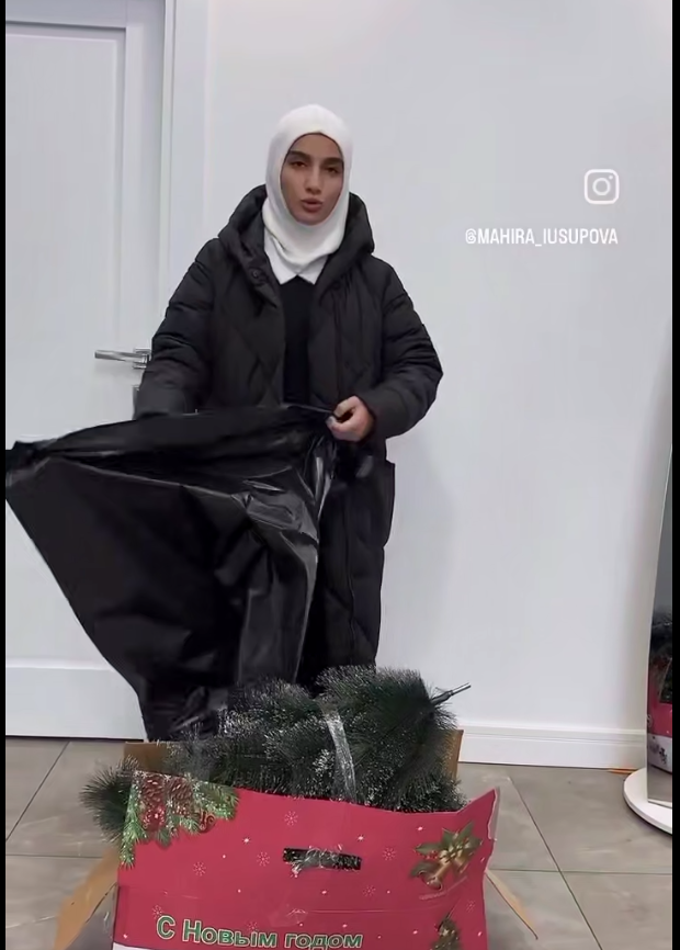 Приезжая из Таджикистана призывает выбрасывать ёлки