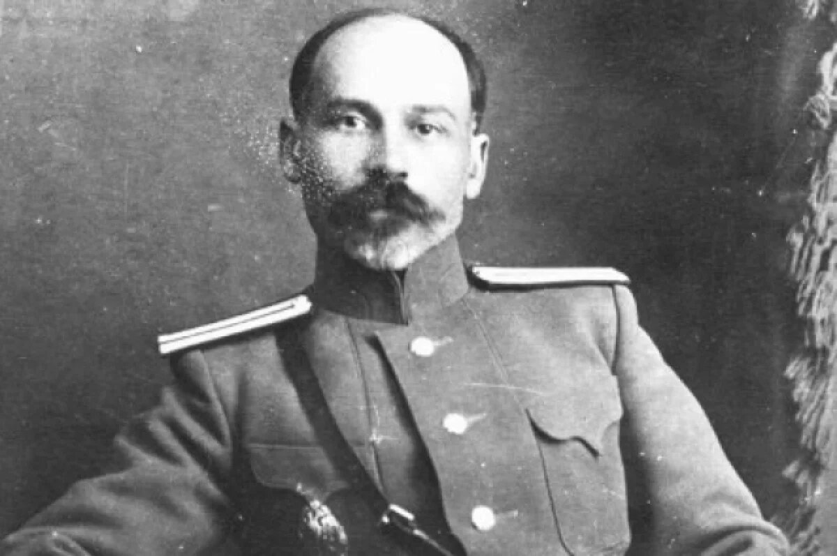    Фамилия, Франция, улица в Туле.