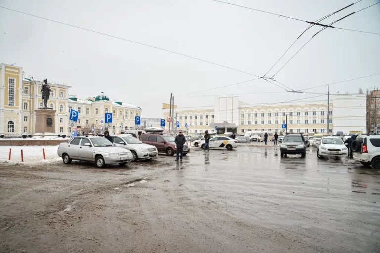    Еда с просрочкой. В Оренбурге у вокзала временно закрыли кафе «Чапалах» Белов Михаил Александрович