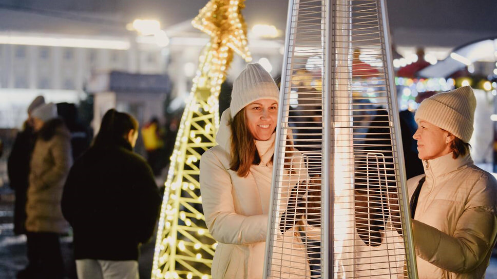 Уличный камин на Советской площади в Ярославле.📷Фото: Пресс-служба правительства Ярославской области