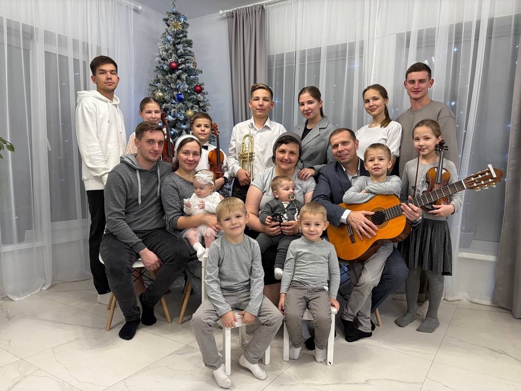    Семья Ганичевых любит собираться в полном составе и устраивать музыкальные концерты