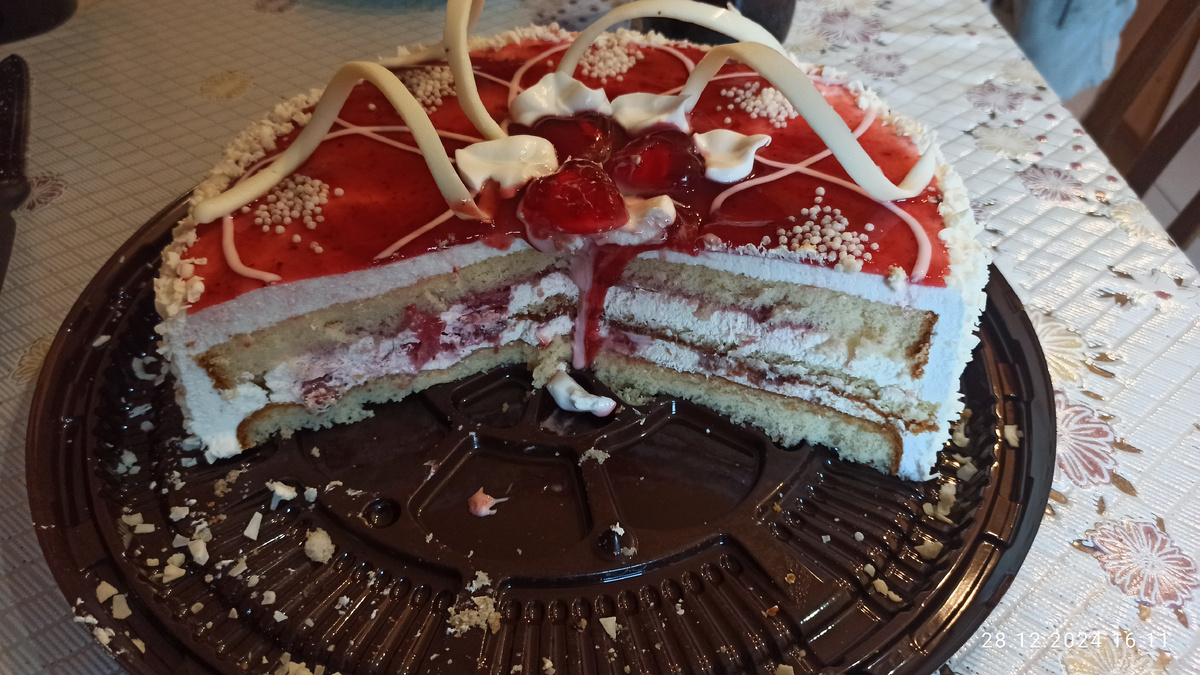 Клубничный