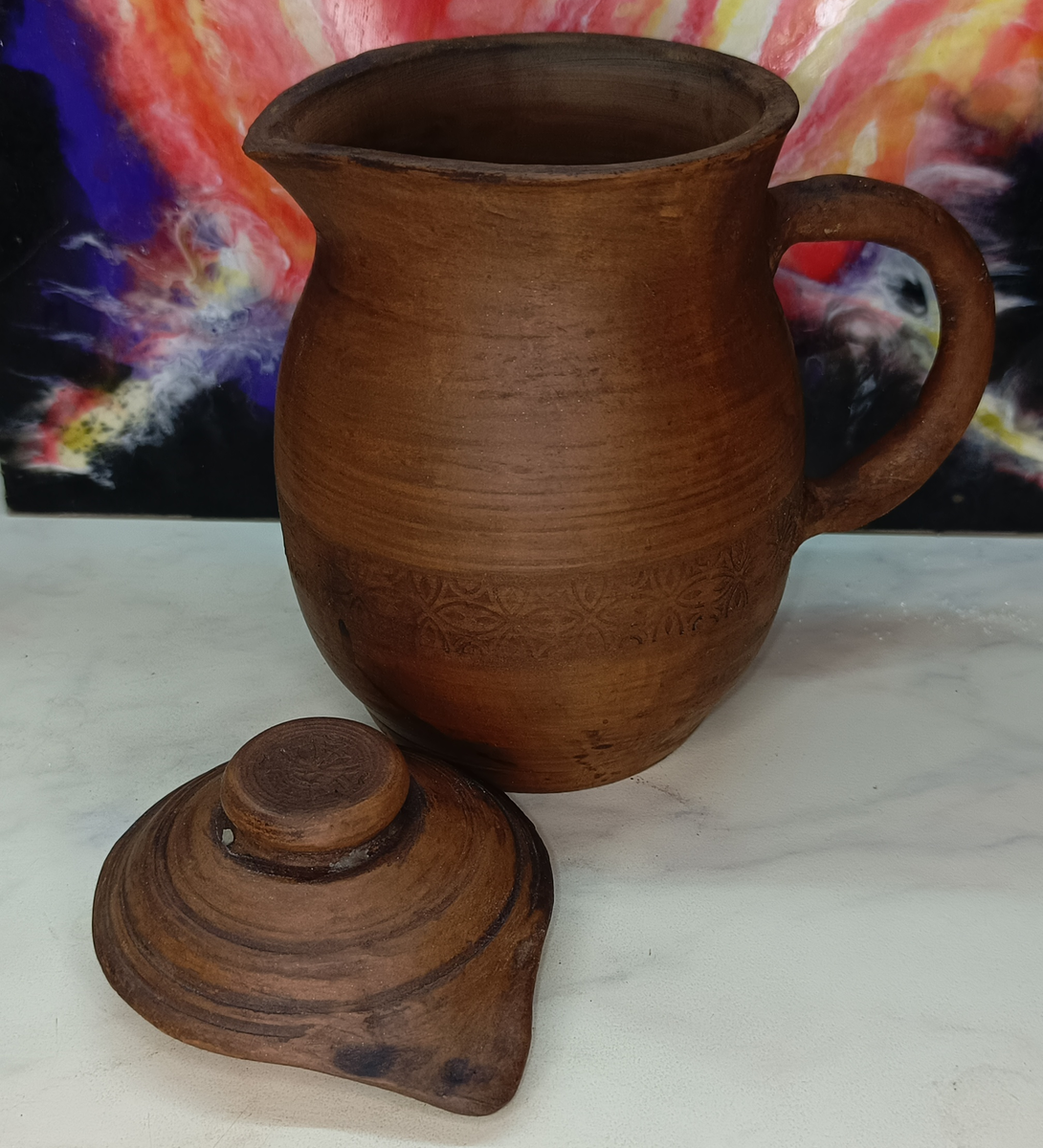  Элемент сервировки стола, предназначенный для подачи молока или сливок к кофе или чаю