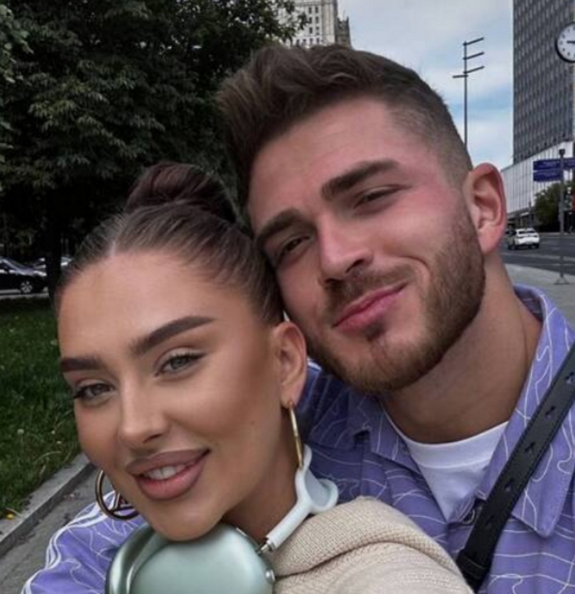 Роман Капаклы полностью обеспечивает Татьяну Мусульбес. Фото: соцсети