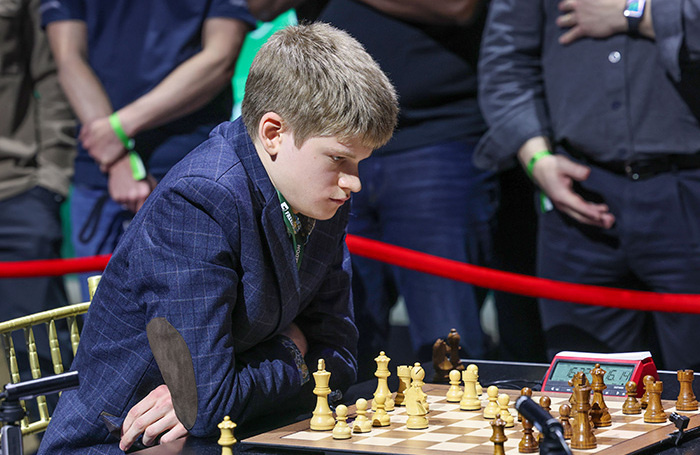    Российский шахматист Володар Мурзин стал победителем чемпионата мира по рапиду в Нью-Йорке. Seshadri Sukumar/Zuma/TASS