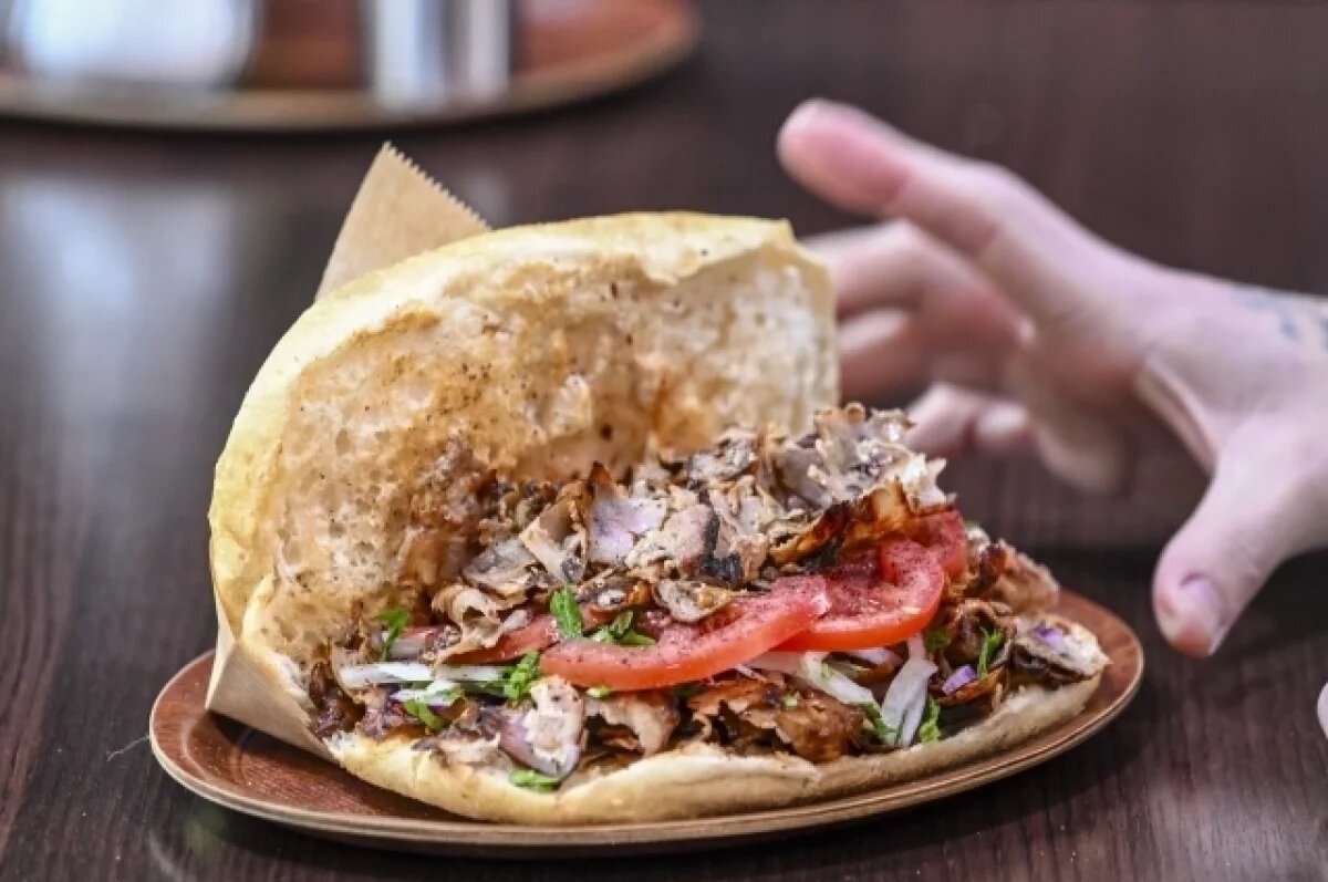    Telegraph: отношения Турции и Германии ухудшились из-за донер-кебаба