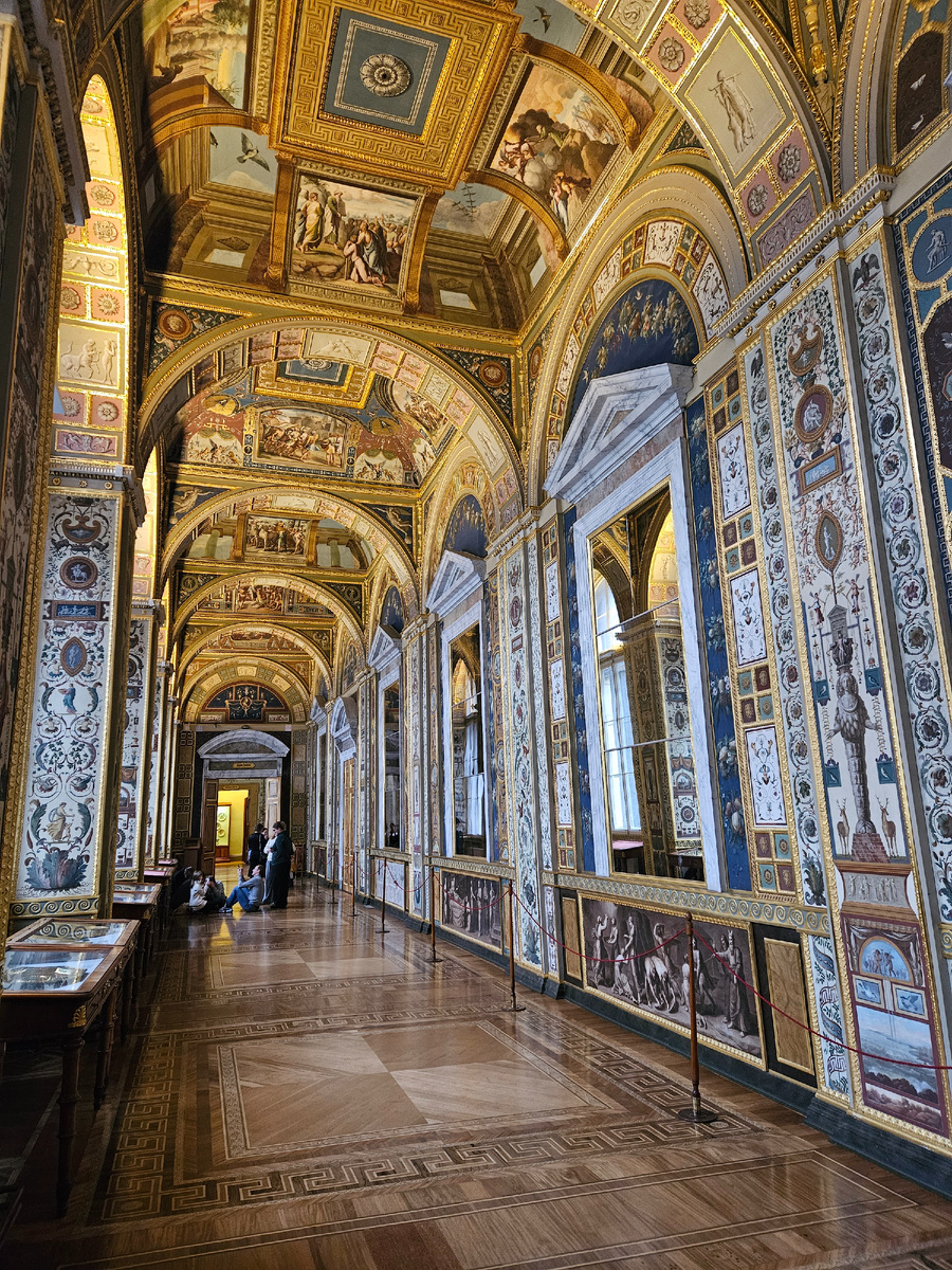 Лоджии Рафаэля.