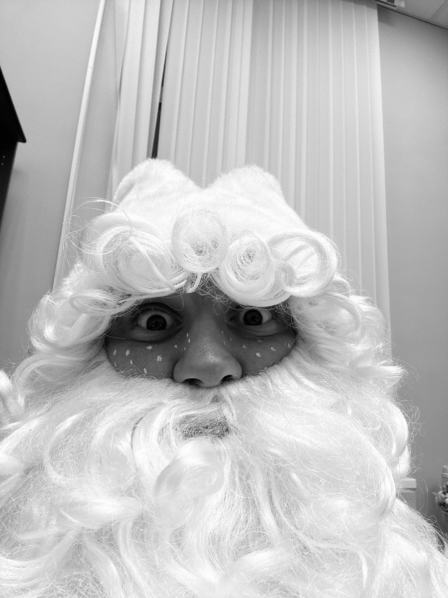 Дед Мороз после 49 праздников