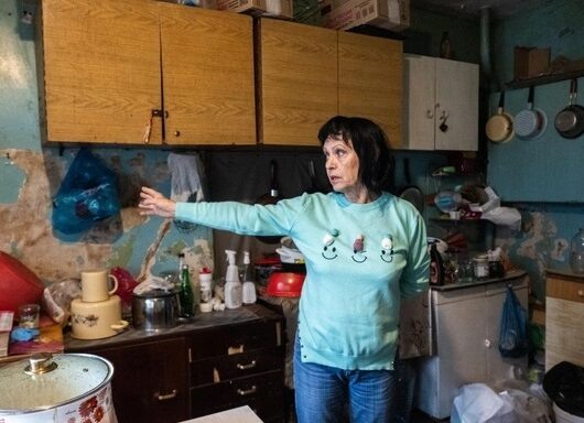    Ольга Былинкина в общежитии // фото: Евгений Вдовин, 161.ru