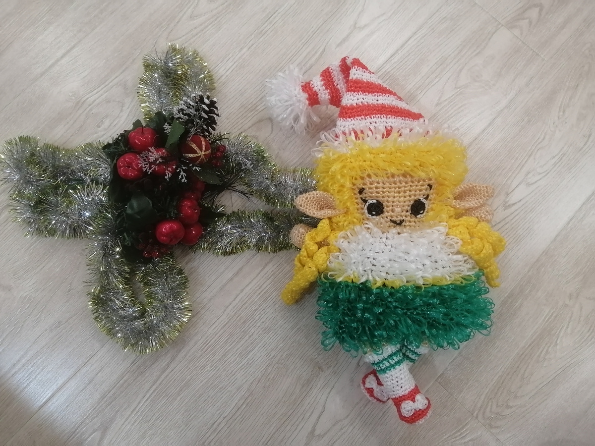 Вот такую девочку эльфа я связала на совместник. Как же она милашка получилась 😍 Спасибо  Ирине Орешковой  за прекрасно проведённое время и за МК эльфика. 