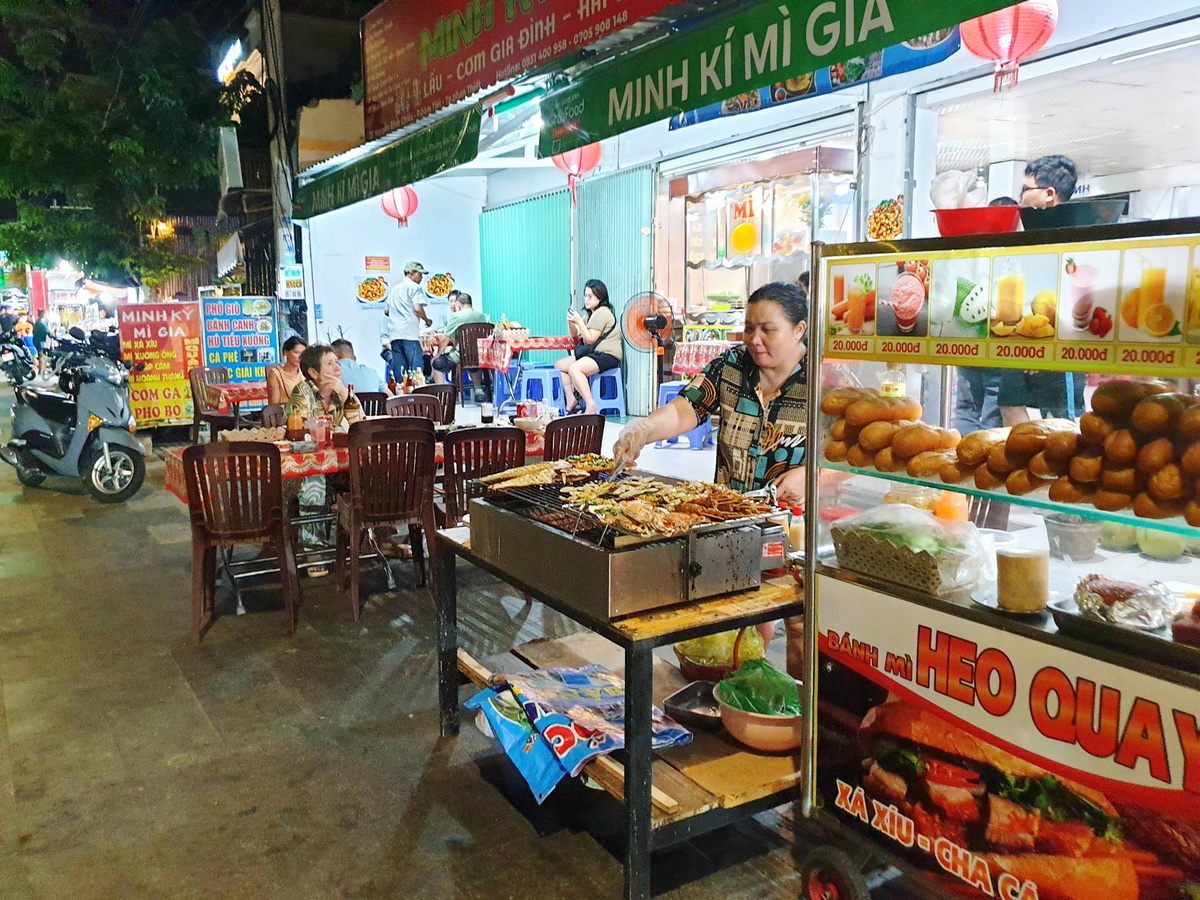 Общий вид ресторана Minh Ki Mì Gia