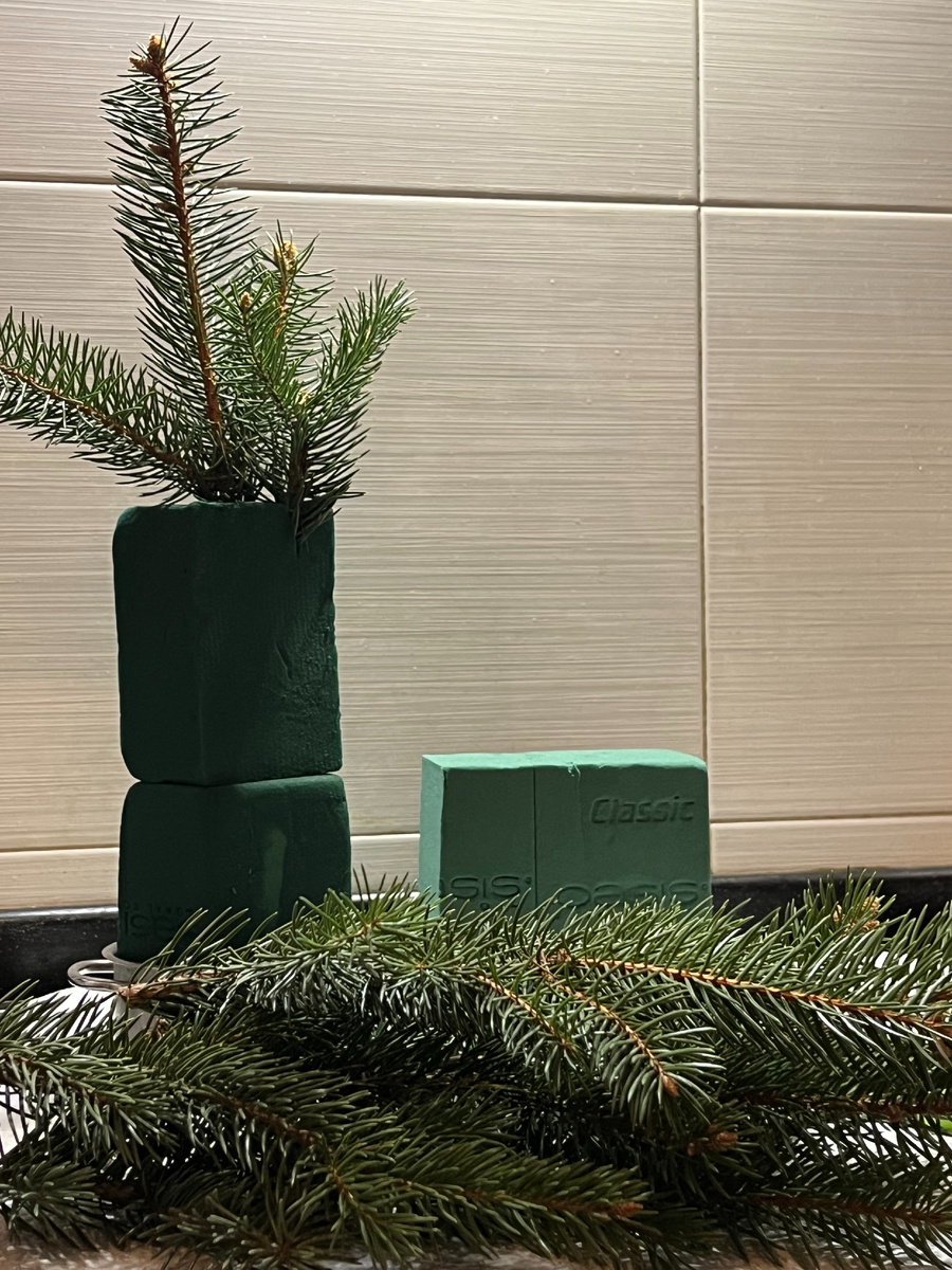 Сборка елочки из веток