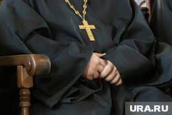    Священник считает, что если лишить россиян зарплаты, то они станут задумываться о ненужности делать аборты