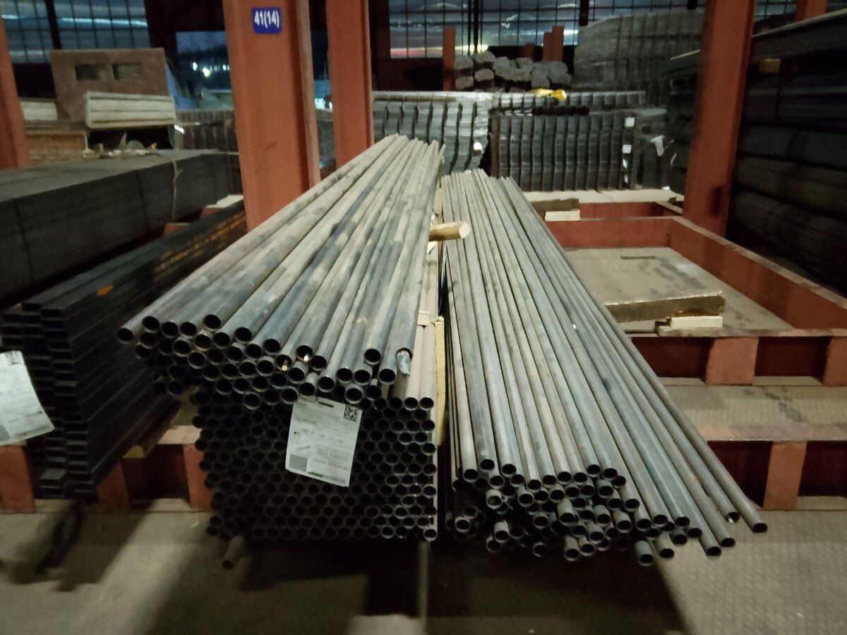 трубы г/к на складе