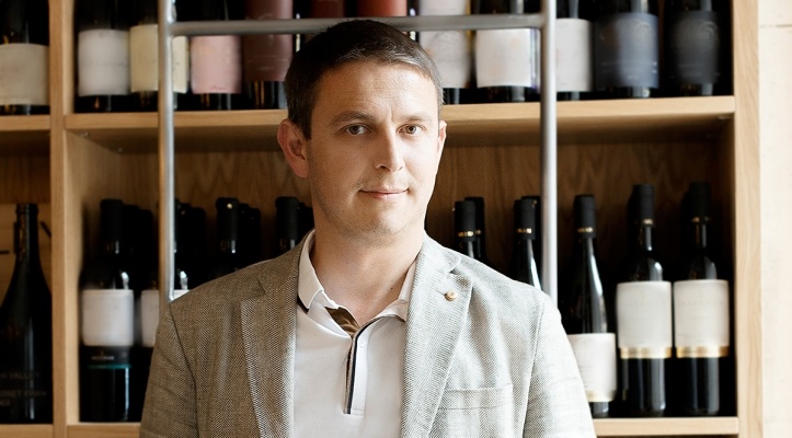 Рем Акчурин изображение взято из открытых источноков