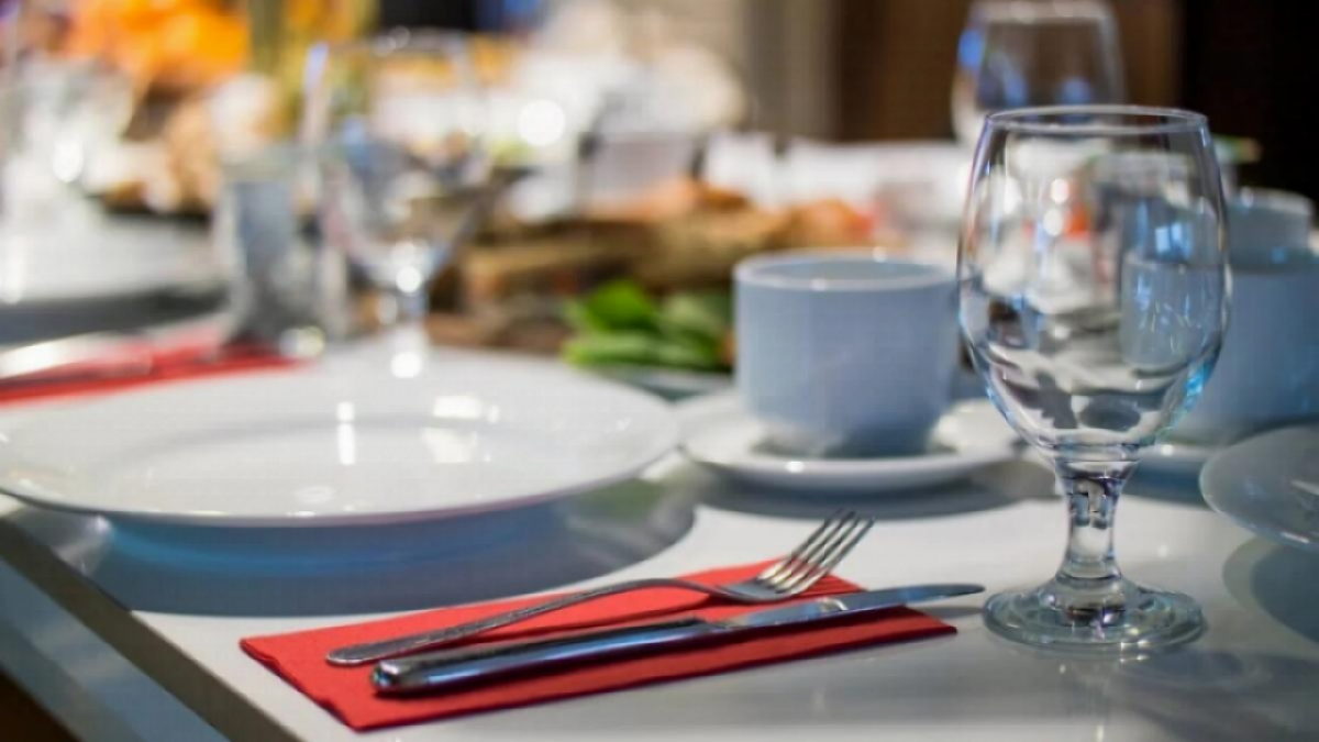    В Энгельсе за 12 млн продают ресторан с прибылью, террасой и персоналомНовости Саратова и области – Сетевое издание «Репортер64»