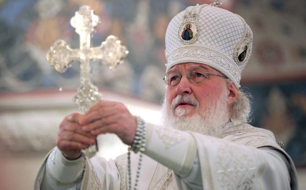 По мнению РПЦ невозможно быть одновременно актёром и священником