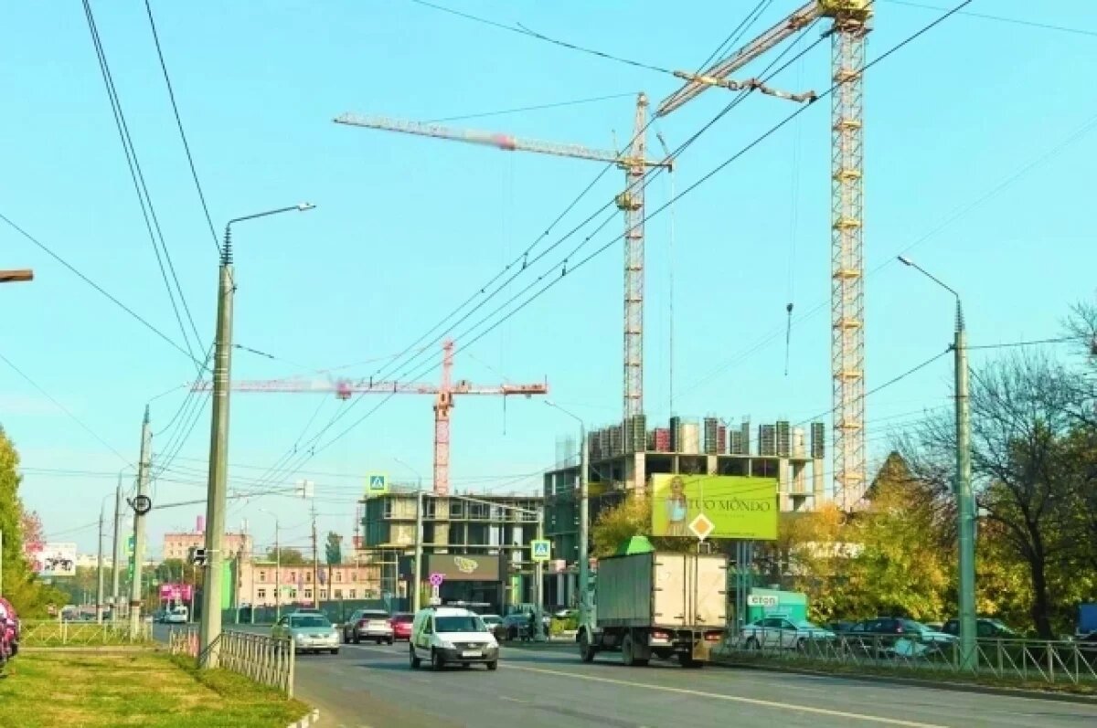    Квартиры в новостройках плохо продаются.