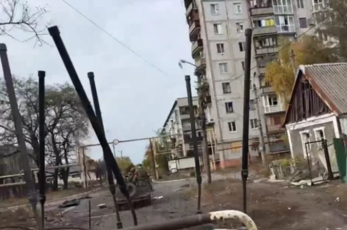    Боевики ВСУ в форме без знаков отличия расстреливали жителей Селидова