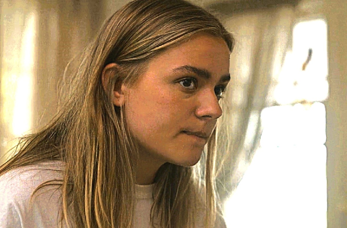 девушка по имени Эллиотт, дочь фермера