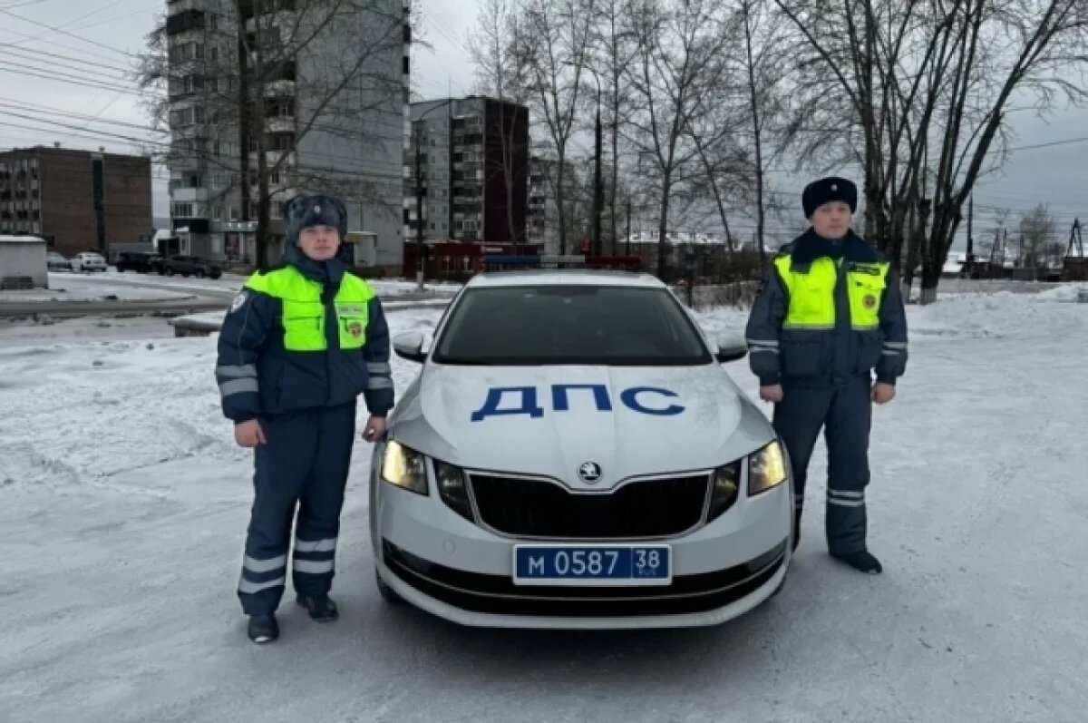    Мужчину с оторвавшимся катетером спасли полицейские в Иркутской области