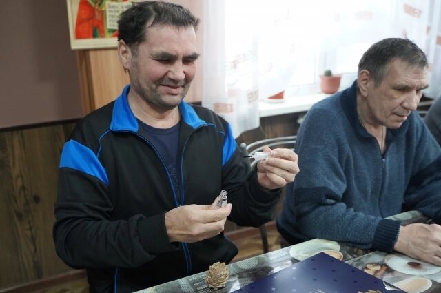    Подготовка подарков. Фото:  АиФ/ Алена Таскаева